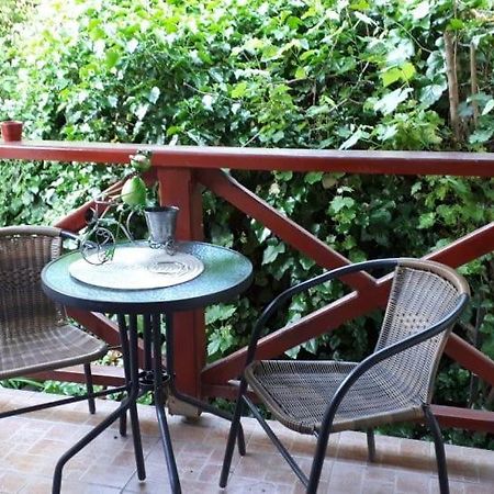 Kerekparos Es Zarandok Vendeghaz Villa Apostag Buitenkant foto