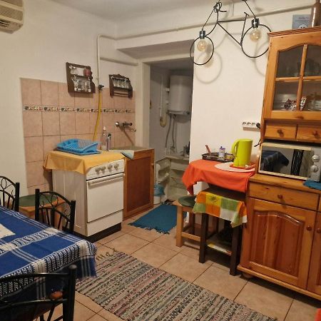 Kerekparos Es Zarandok Vendeghaz Villa Apostag Buitenkant foto